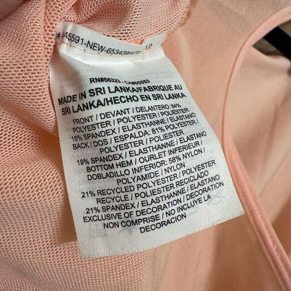 Nike Pro Intertwist Cropped Tank Top Black Light Pink Small NWT - Picture 8 of 13